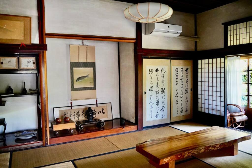 사도 佐渡島に残る築130年の伝統的な古民家｜東夢 빌라 외부 사진