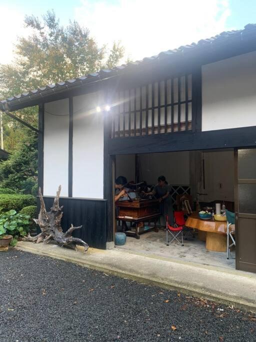 사도 佐渡島に残る築130年の伝統的な古民家｜東夢 빌라 외부 사진